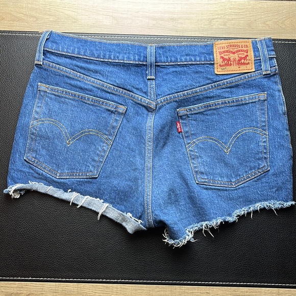 Levi Strauss & Co. (501) Button Fly Cut Off Shorts - Picture 3 of 7